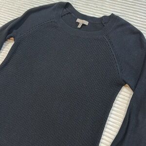 Banana Republic Black Crewneck Sweater Small